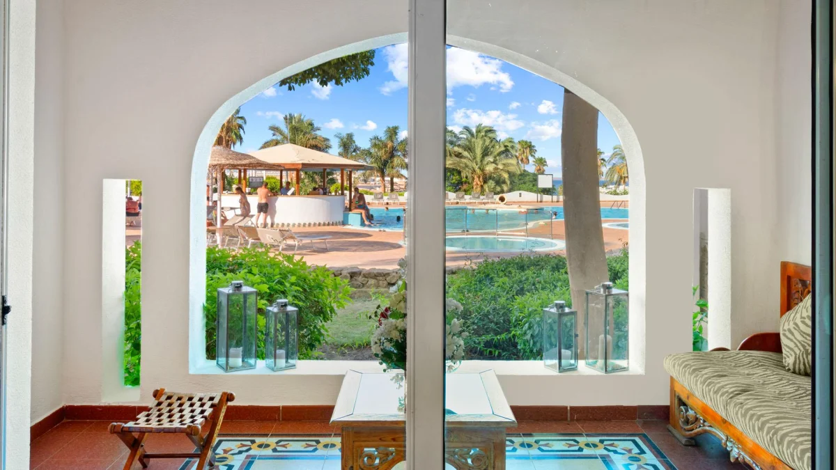 Harem Deluxe Queen or Twin Room Pool & Garden View (двухместный номер с видом на море)