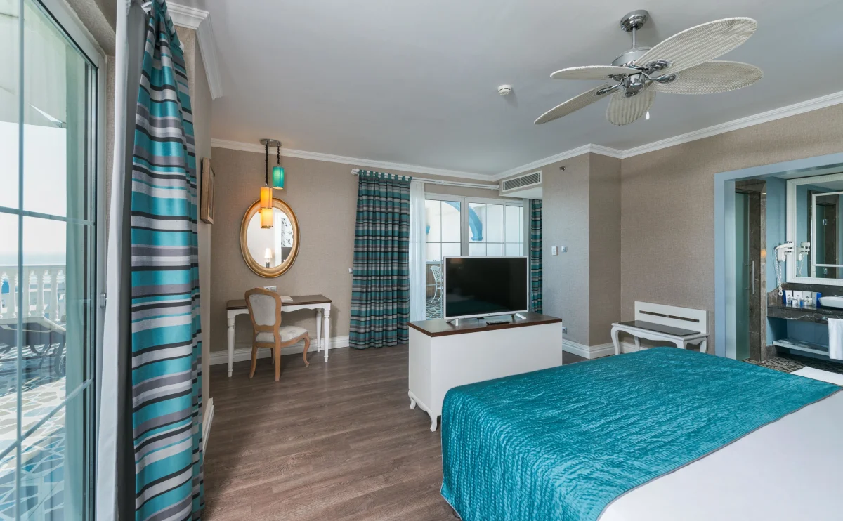King Suite Land View (номер)