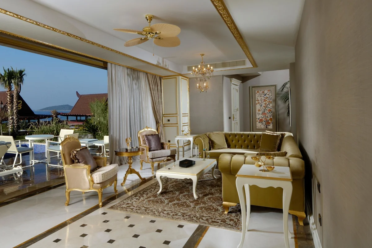 DELUXE VILLA (делюкс четырёхместный номер с видом на море)