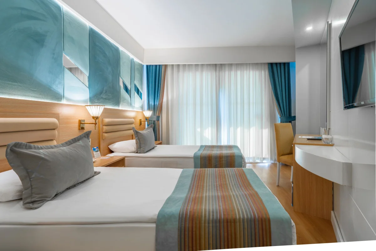 Standart Room  (стандартный двухместный номер с видом на территорию)