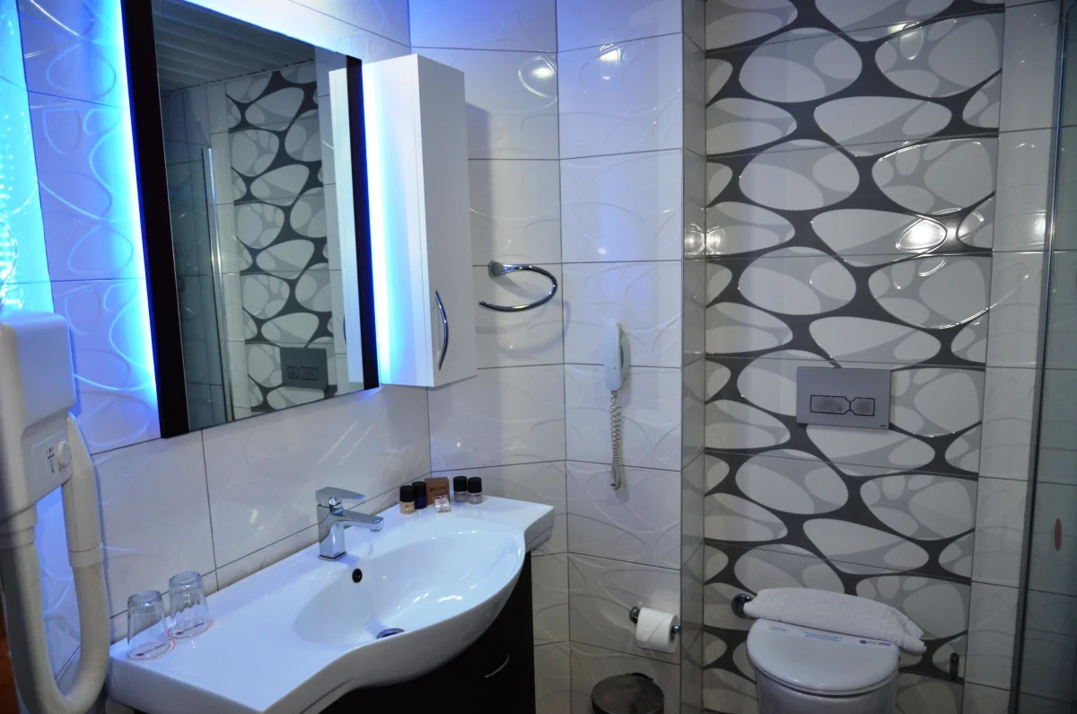 LARGE ROOM (гранд семейный номер с видом на море)