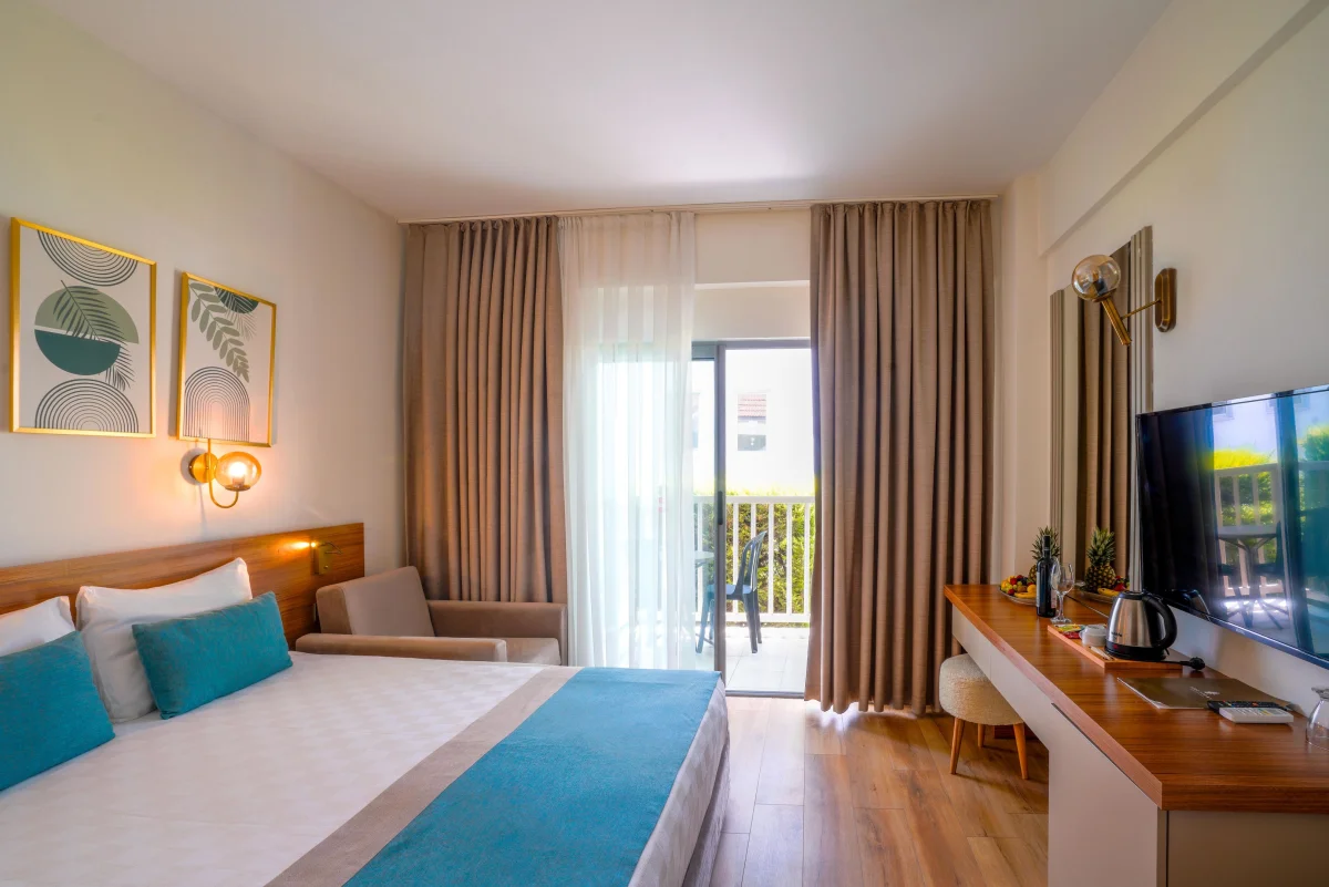 Annex Room (стандартный двухместный номер с ограниченным видом)