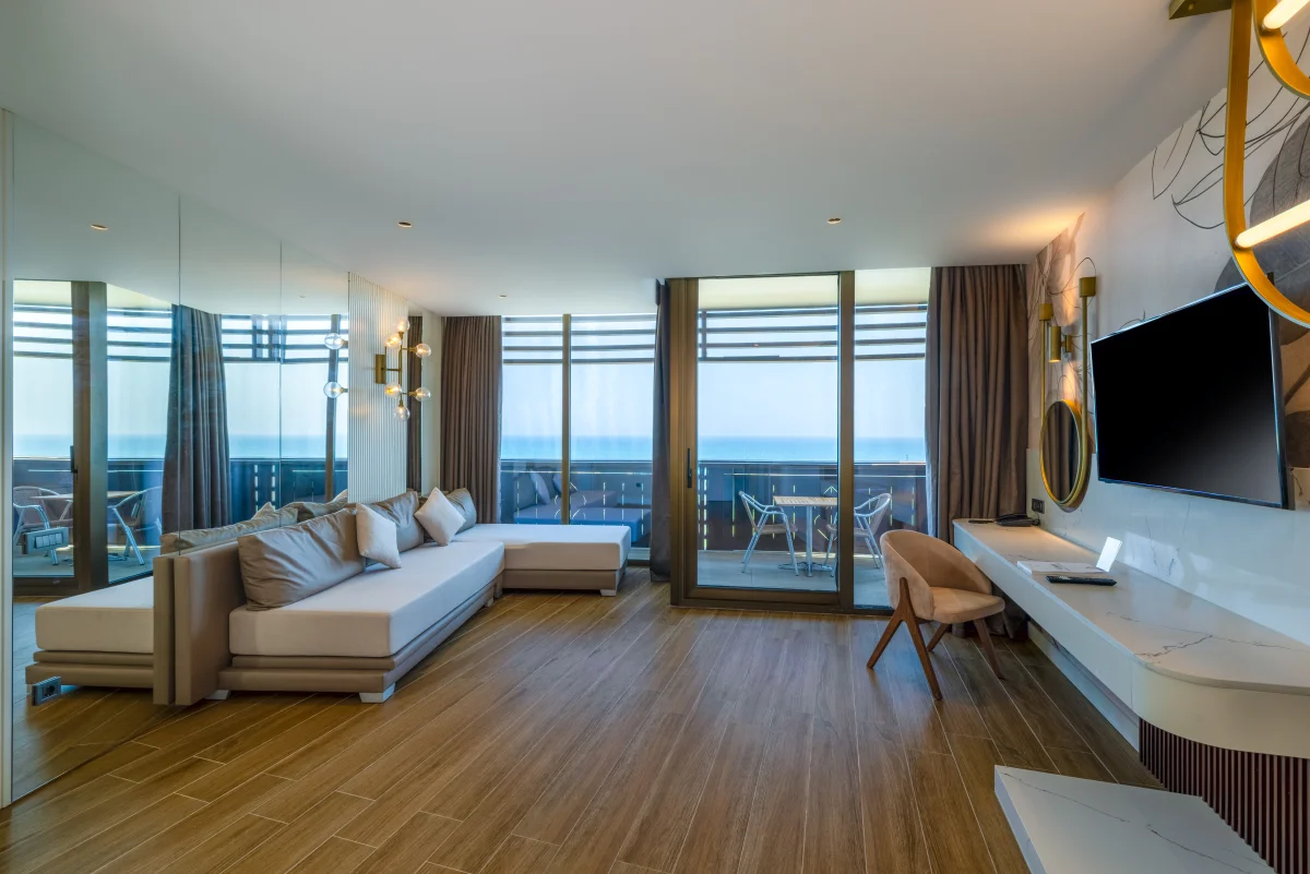 Семейный люкс с видом на море (Family Suite Sea View)