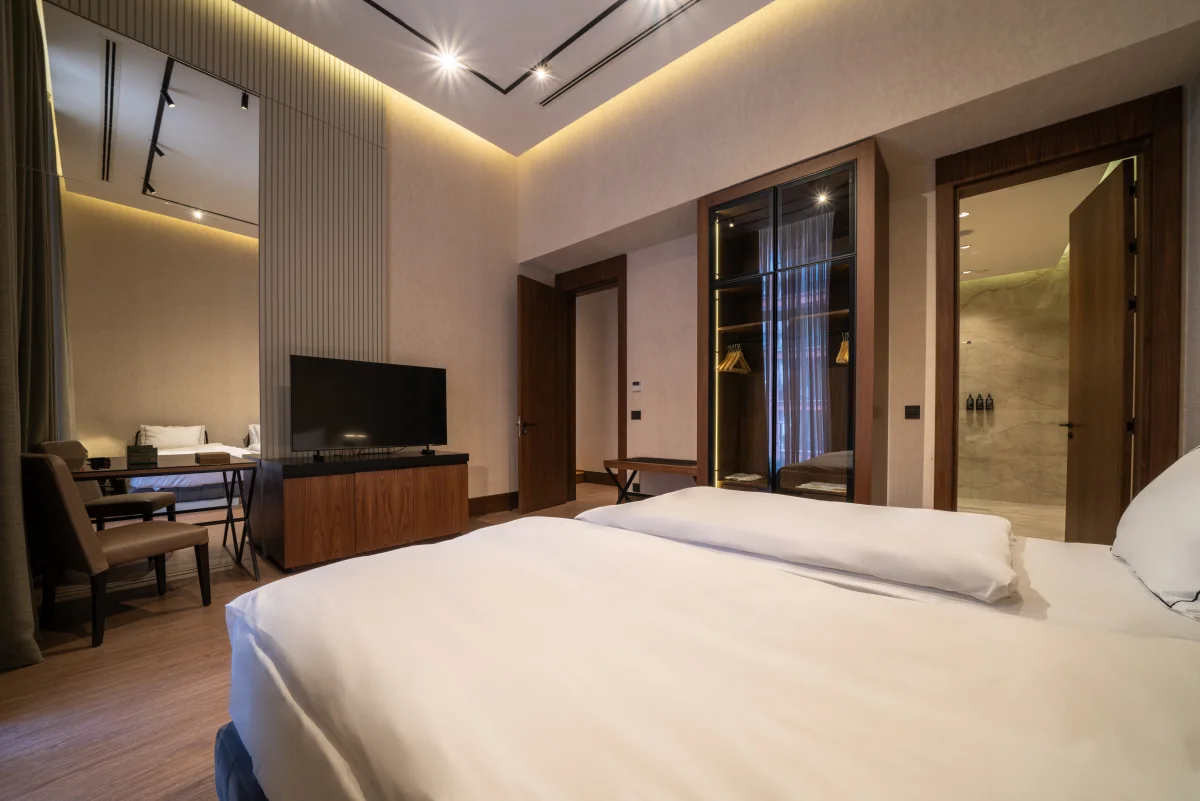Loft Premium сьют с приватным бассейном (3 спальни)