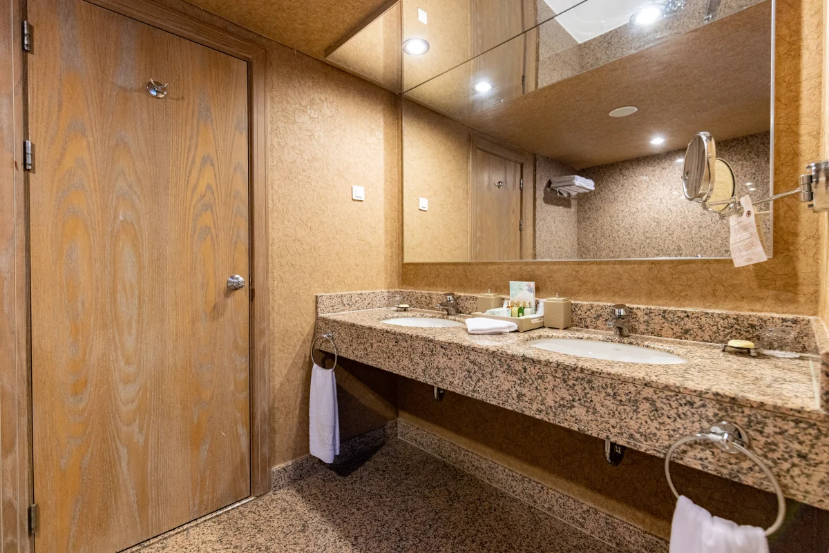 Select Villa