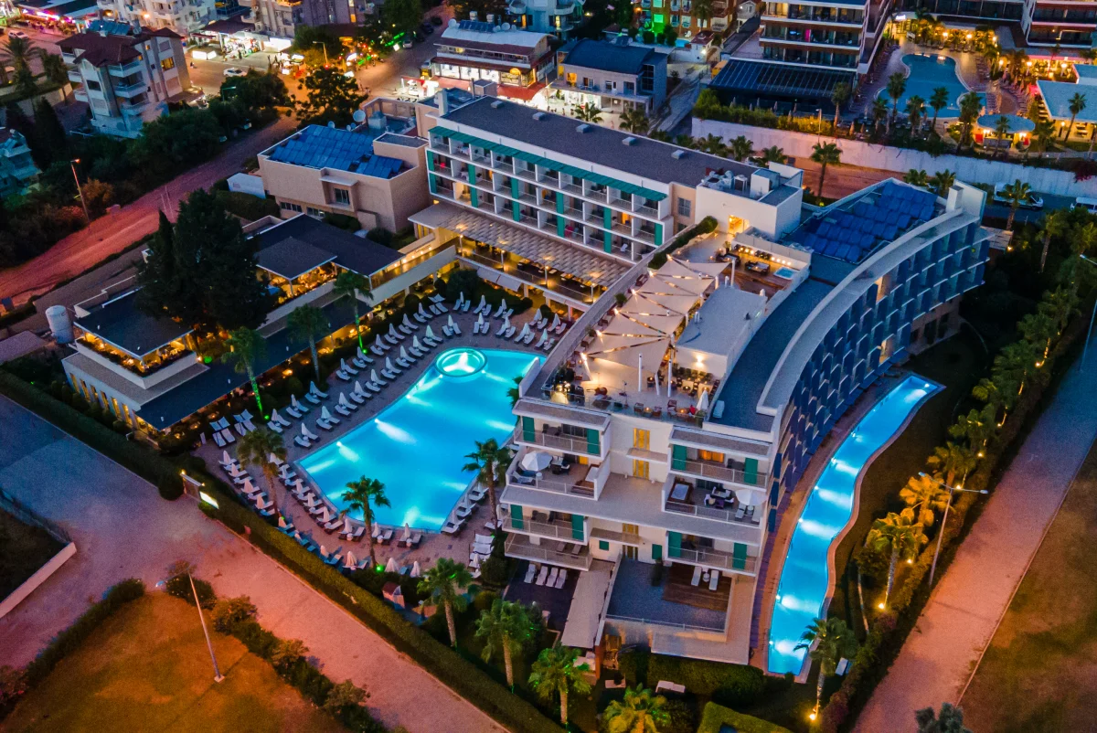 TUI BLUE Side в Сиде вечером, вид сверху
