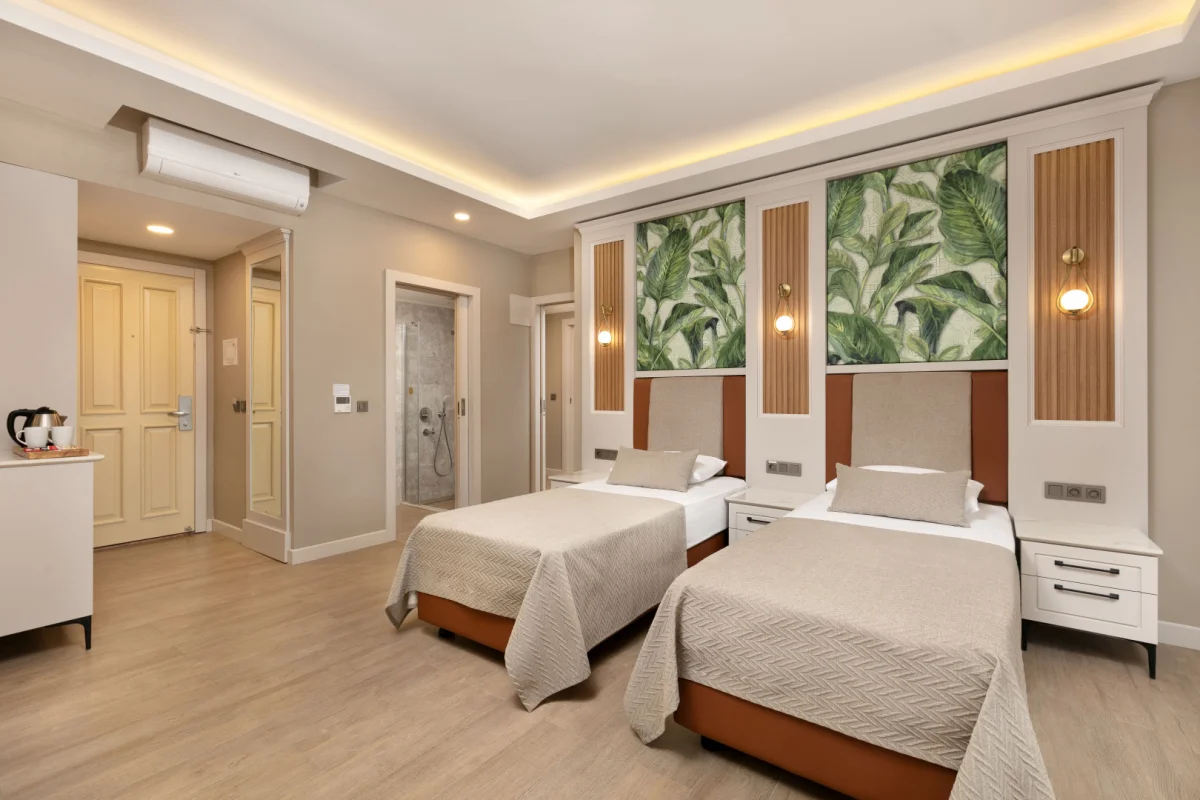 Comfort Family Main Building Land View