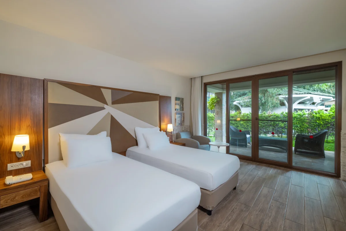 Lagoon Family Suite