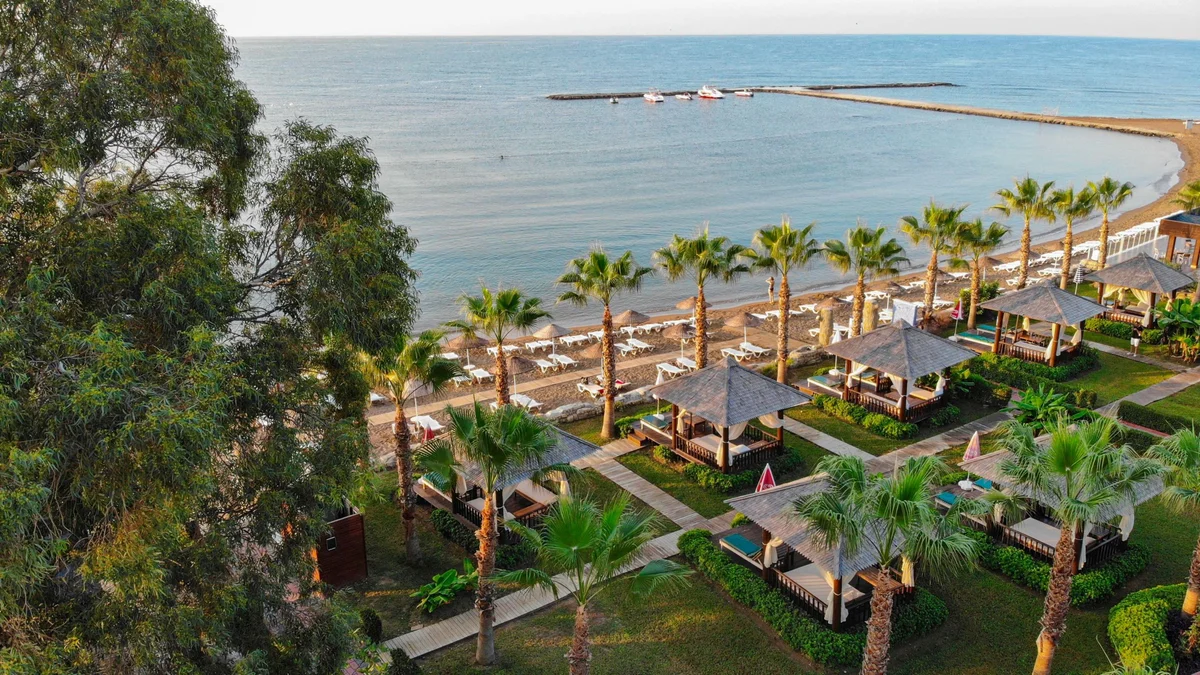 Пляж Eftalia Marin Resort