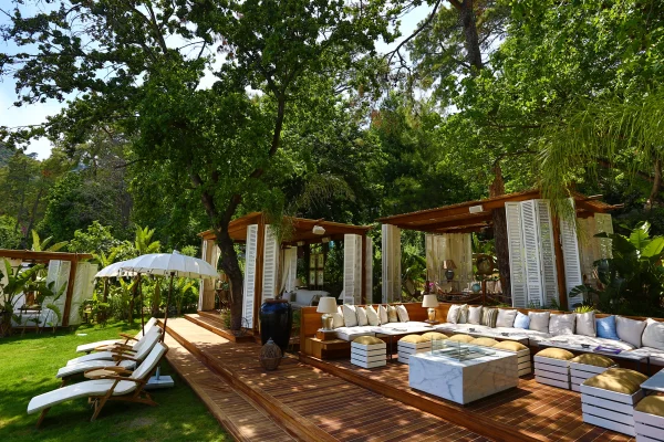 The Beach Lounge