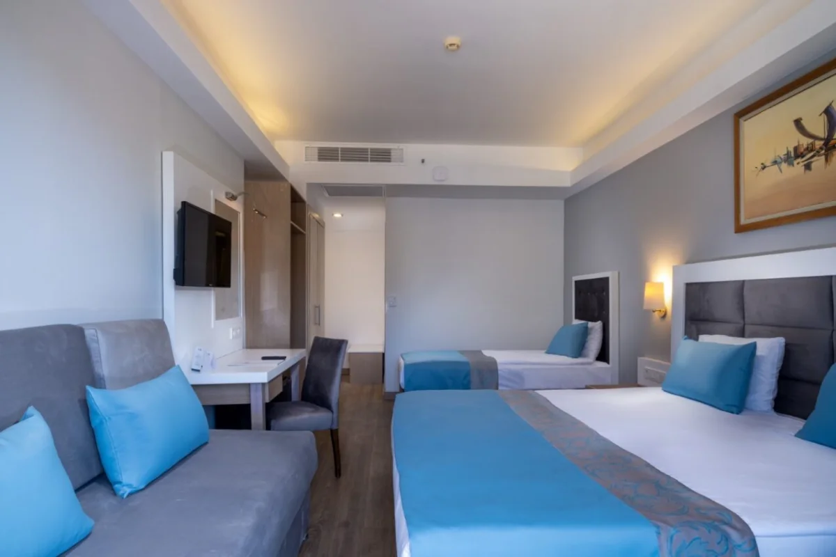 Comfort Room Land View