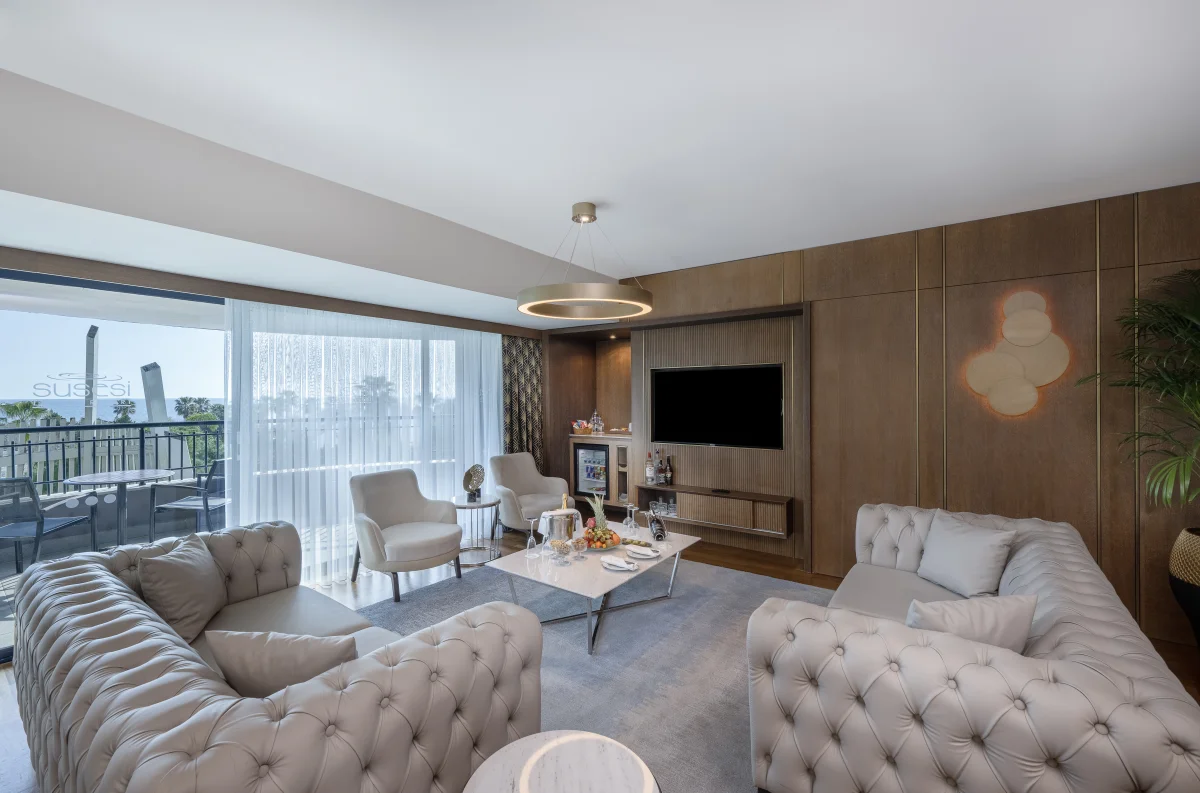 Junior Royal Suite