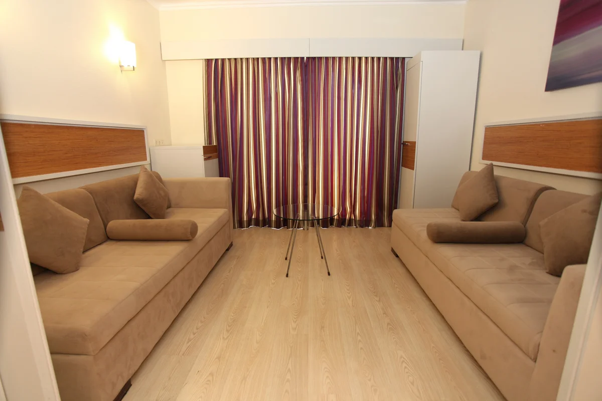 Family Room with Sliding Doors (Семейный номер с раздвижной дверью)