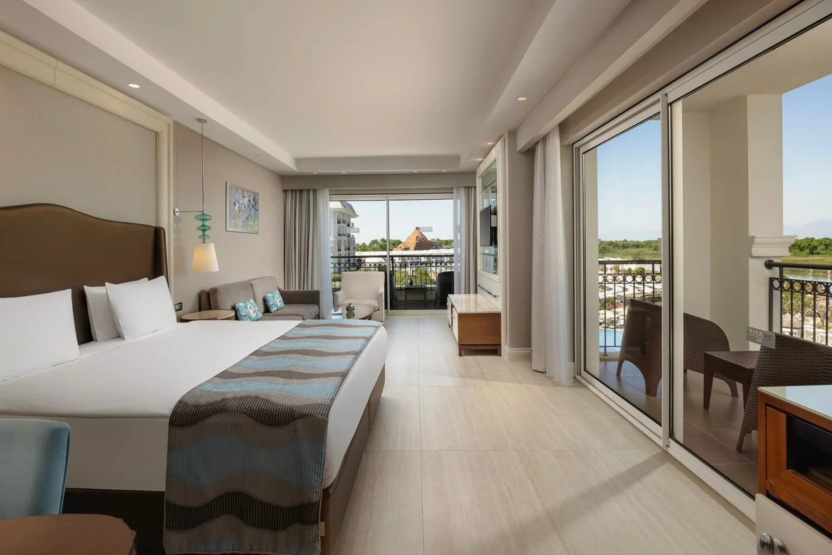 River Side Room (номер с видом на реку)
