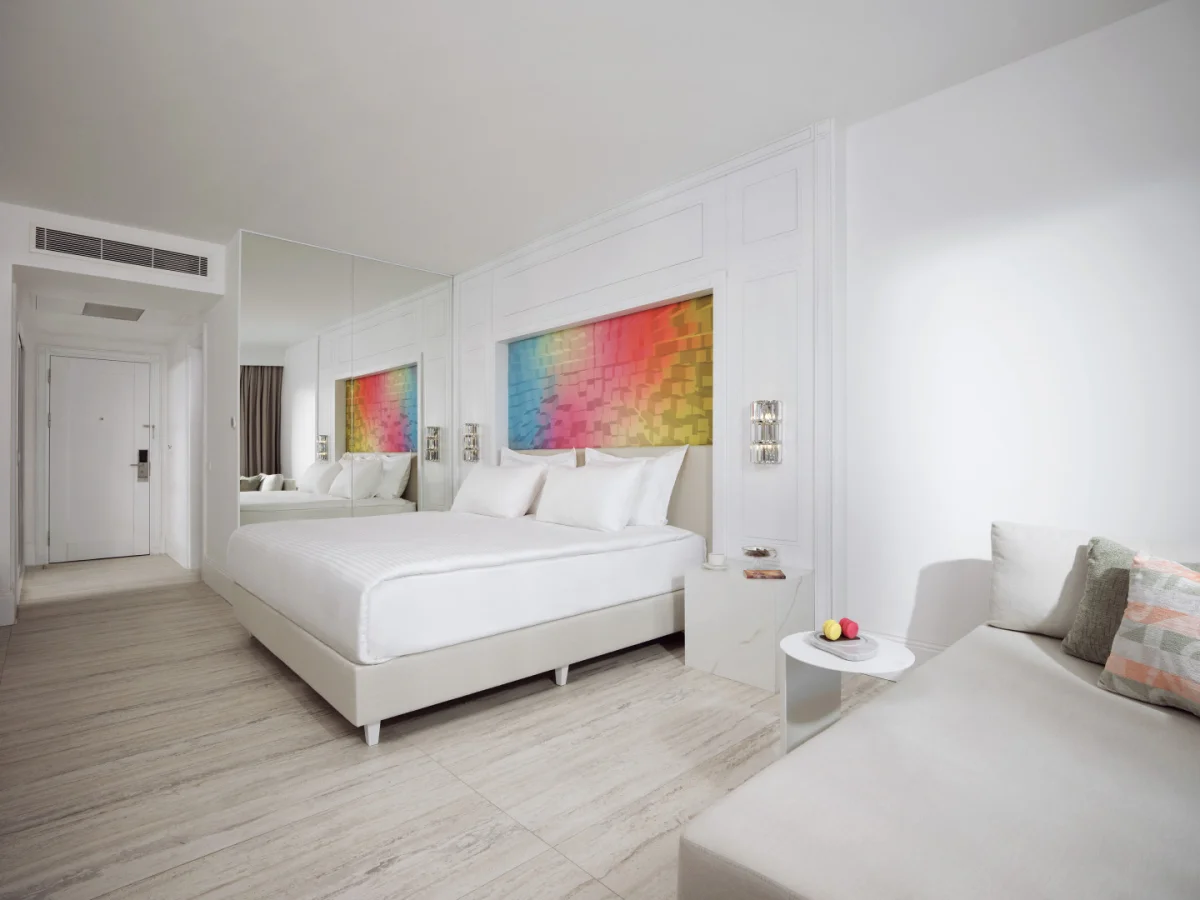Pearl Room Land View