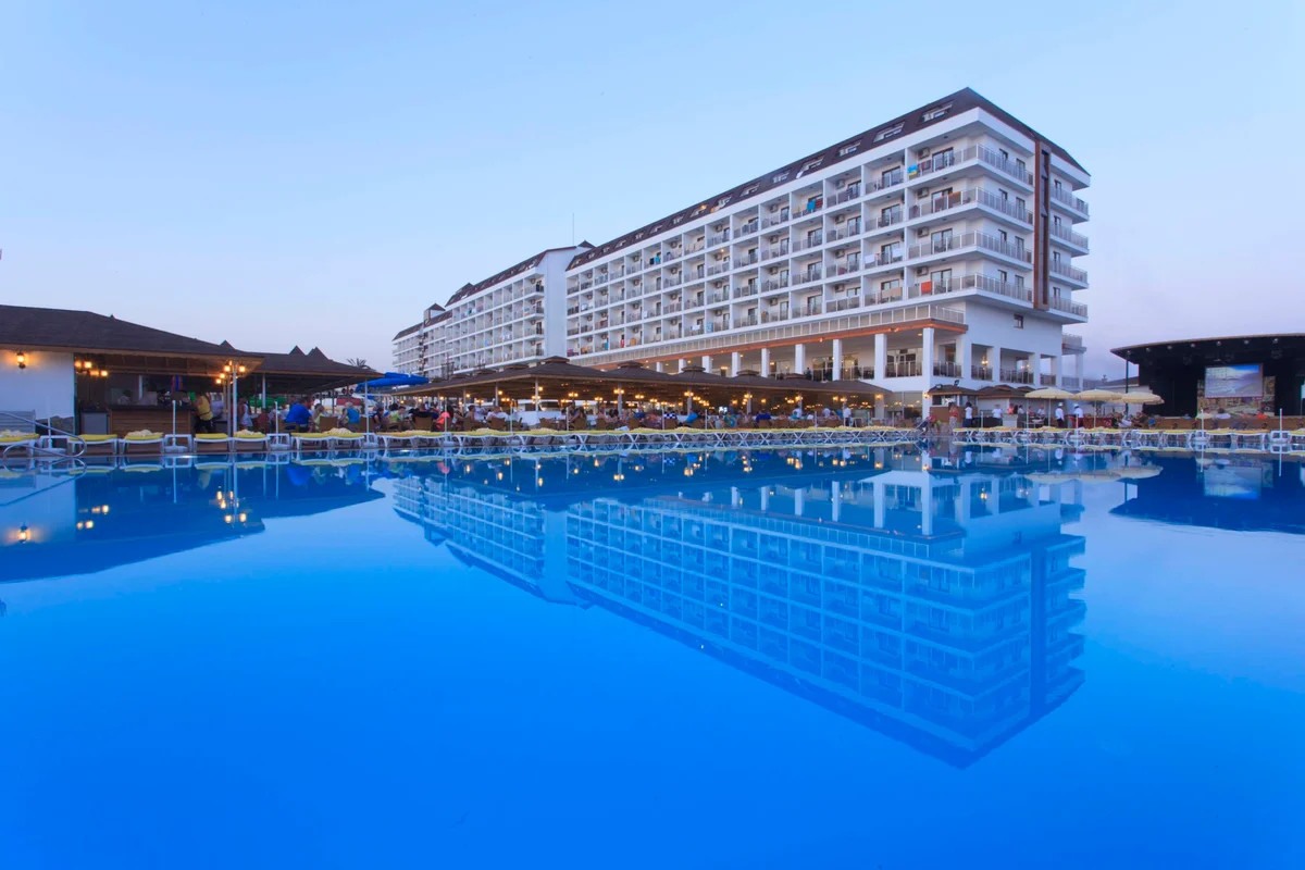 Бассейн в Eftalia Splash Resort