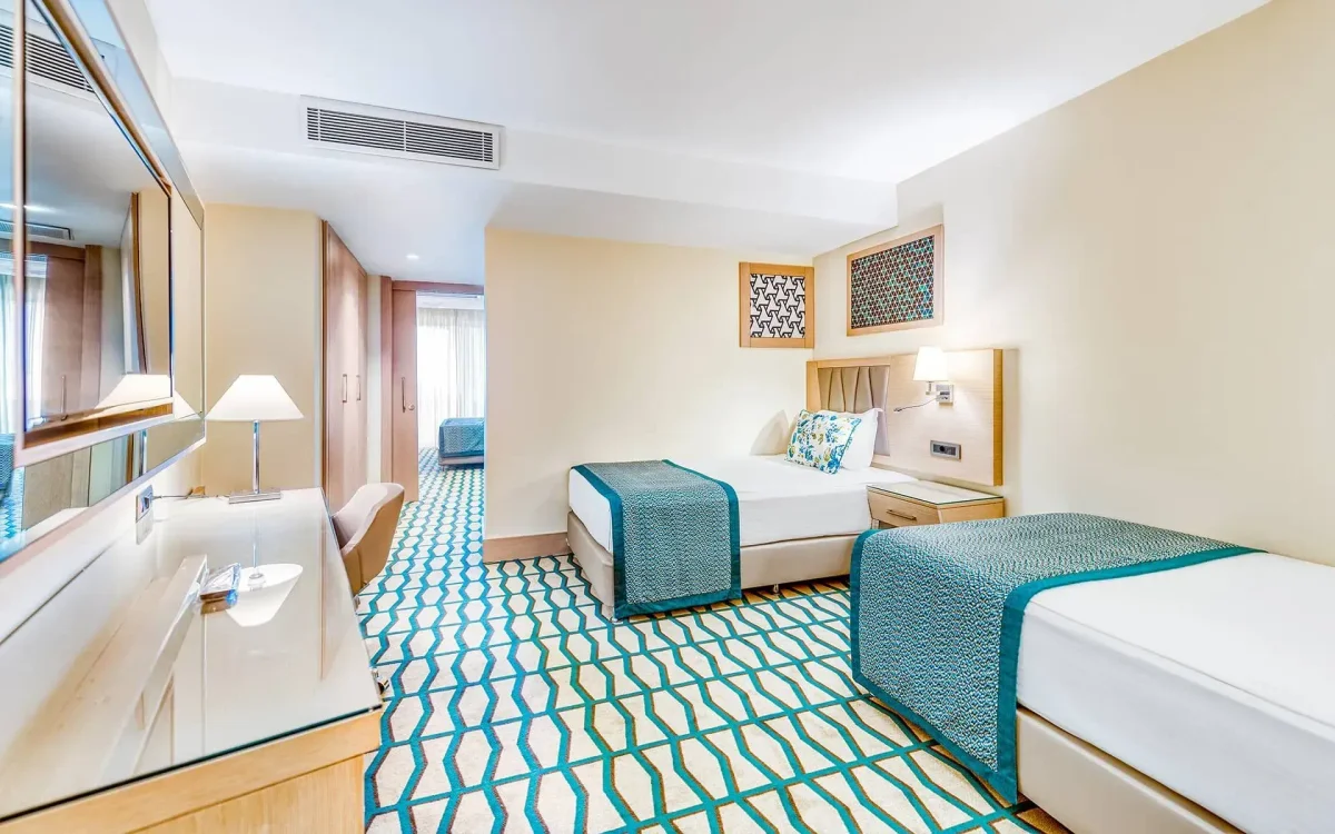 Полулюкс Deluxe Junior Suite