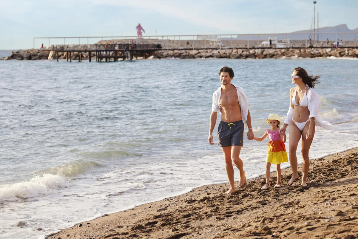 Пляж отеля Rixos Sungate