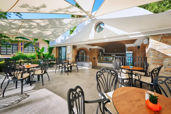 Кофейня Select Coffee & Bakery