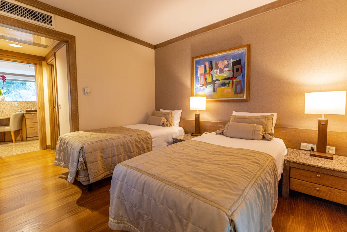Select Villa