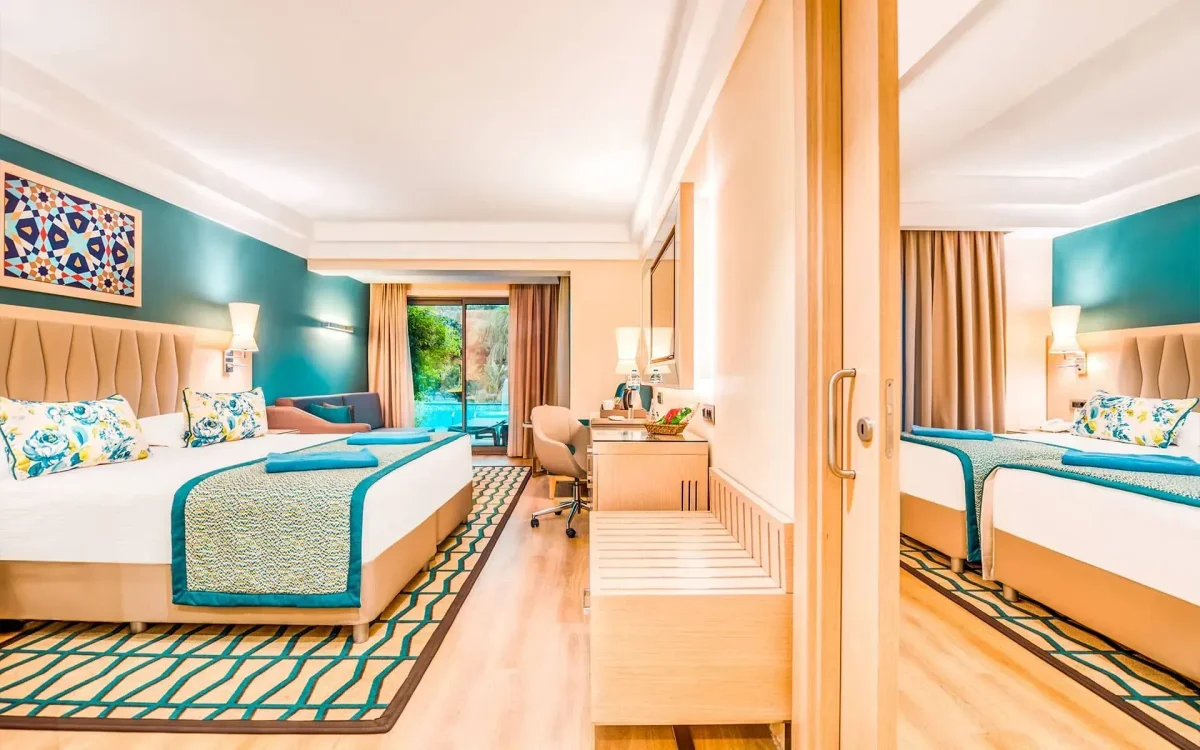 Люкс Deluxe Swim Up Suites с выходом к бассейну