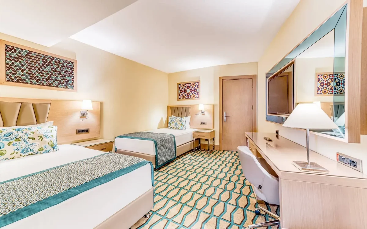 Полулюкс Deluxe Junior Suite