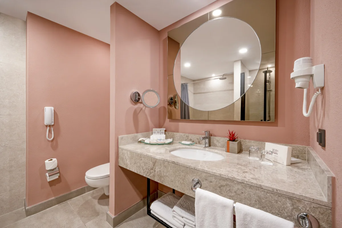 Hotel Suite