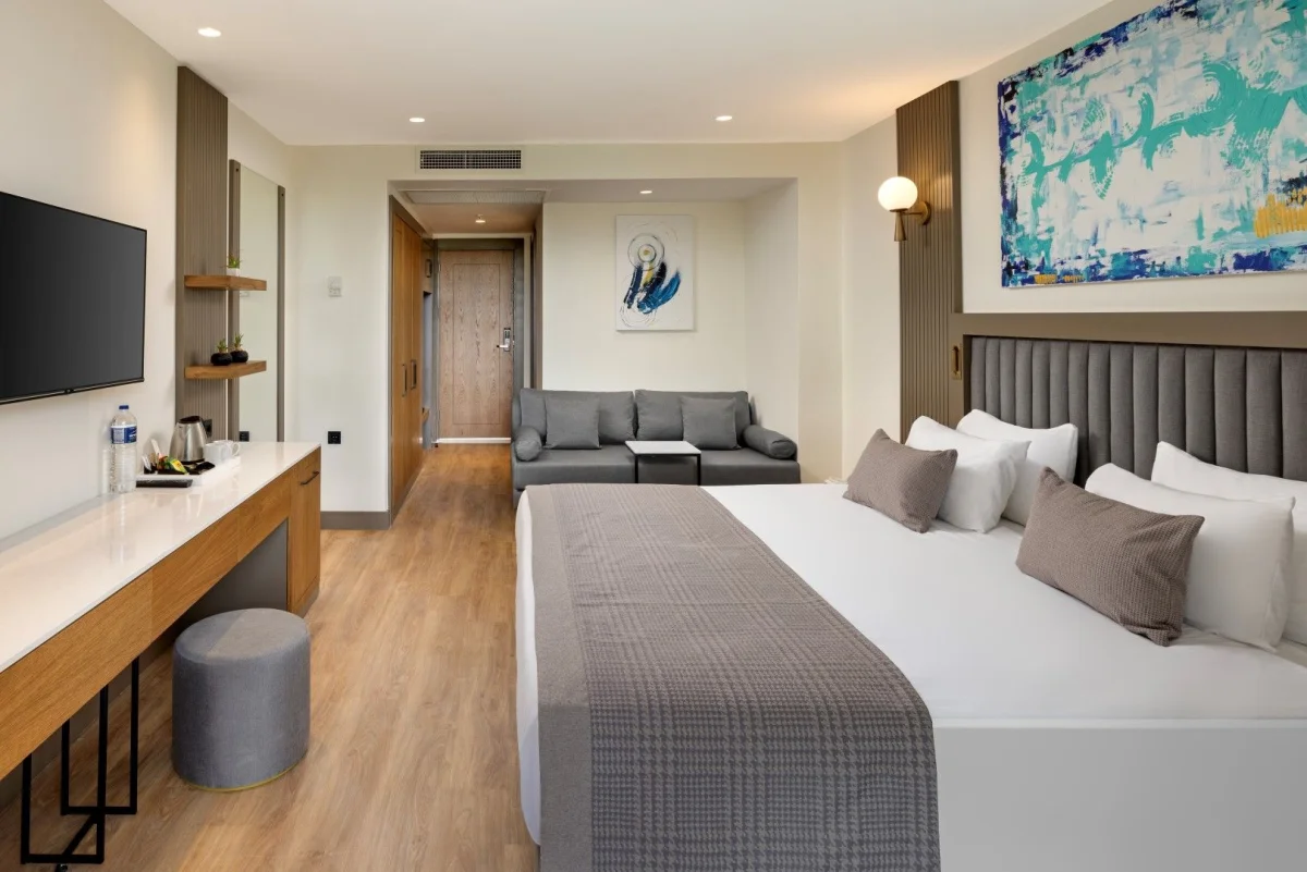 Superior Standard Side Sea View Room