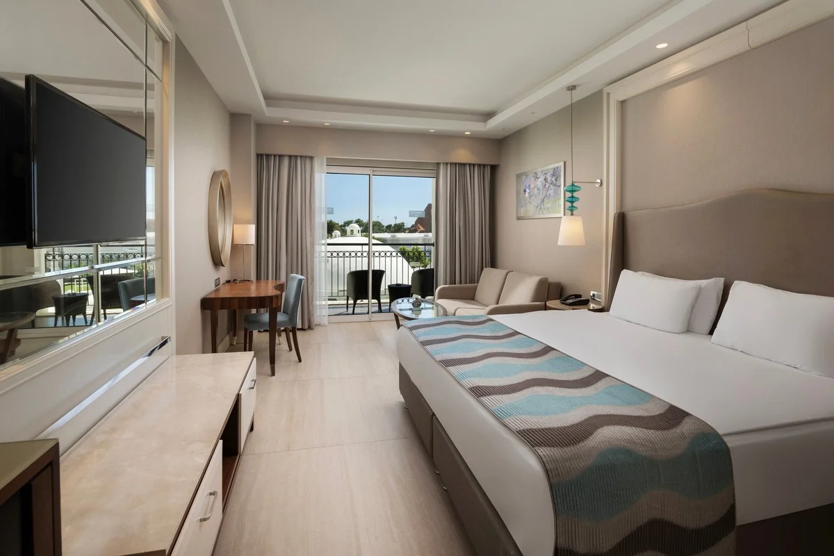 Family Room (семейный номер в главном здании)