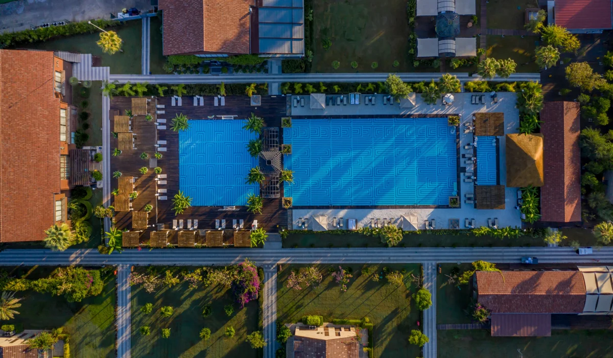 Бассейн в Rixos Premium Gocek