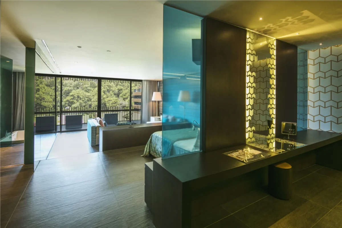 Suite Land