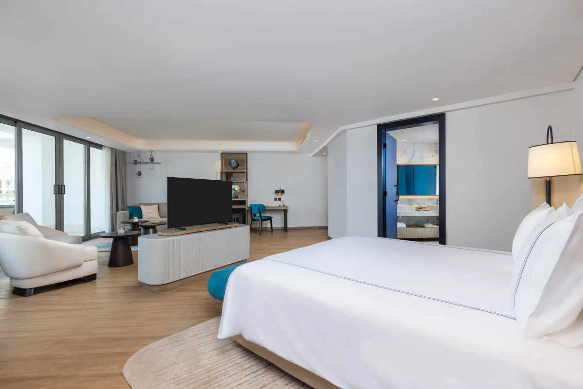 Полулюкс Junior Suite Beach Side