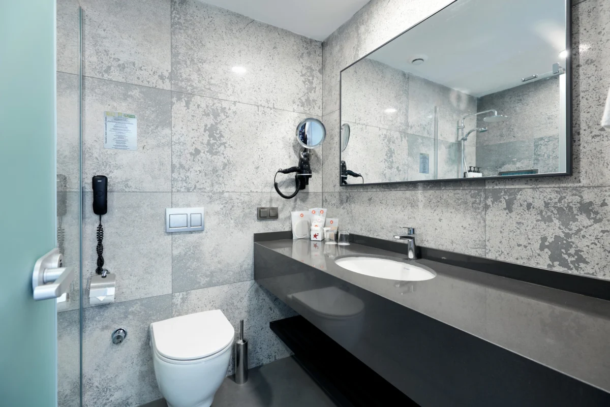 Hotel Standard Room ROH