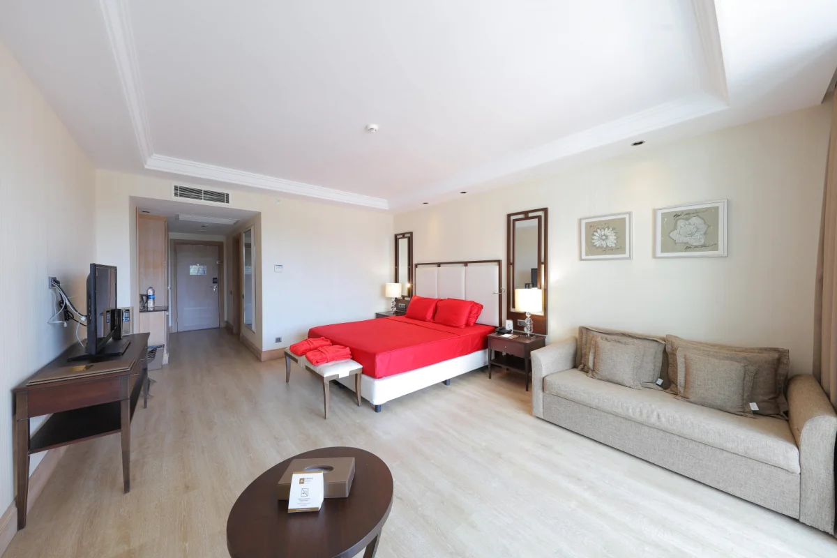 Honeymoon Executive Suite