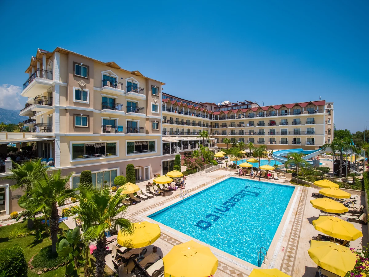 L'Oceanica Beach Resort Hotel фото 1