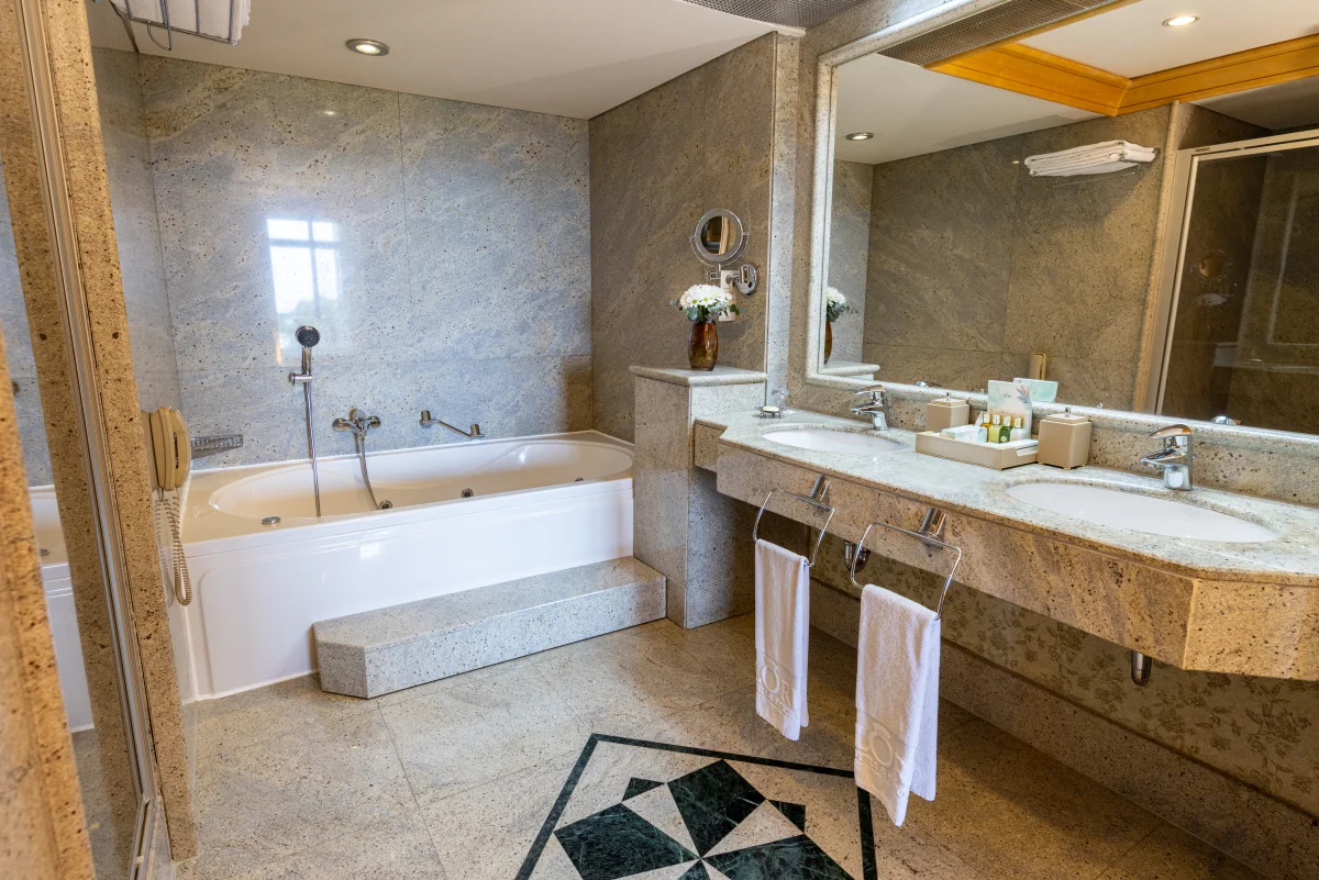 King Suite