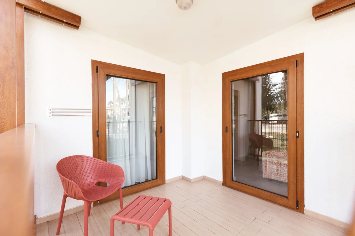 Club Family Room Garden View