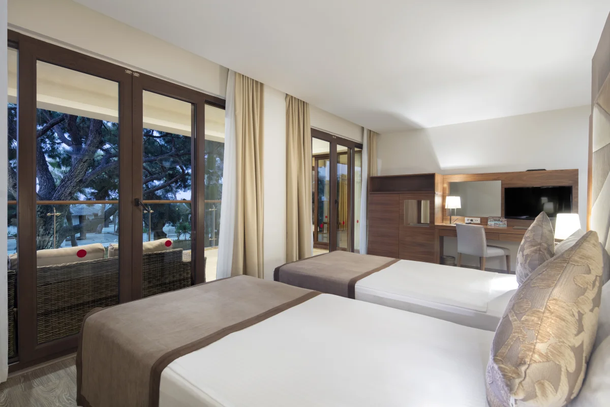 Lagoon Family Deluxe Suite
