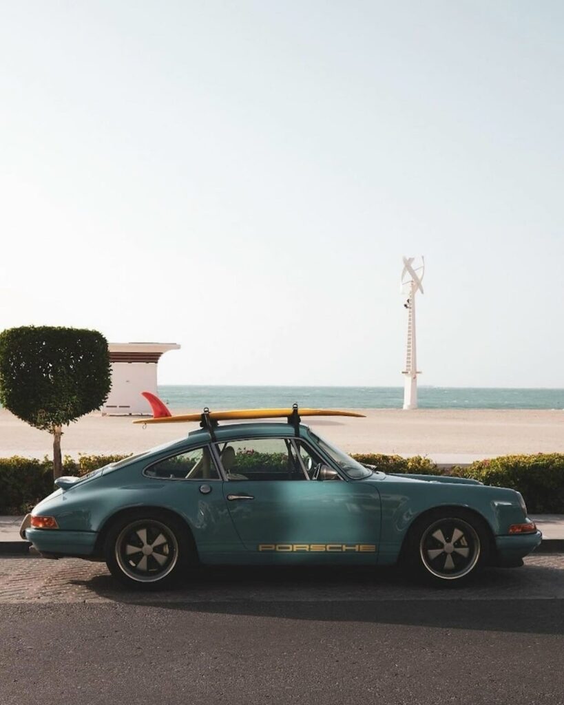 Аналитический обзор: рестомод Porsche 911 от Singer – искусство переосмысления классики