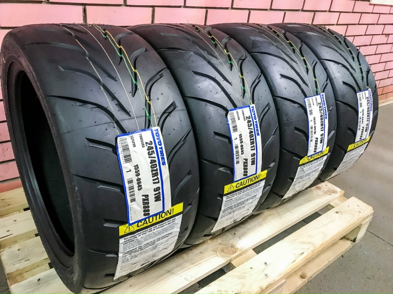 Основные технические характеристики Toyo R888