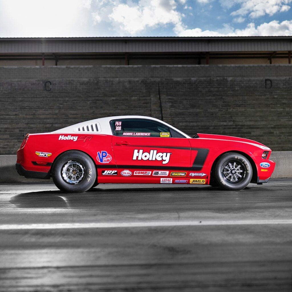 Ford Mustang Cobra Jet: легенда дрэг-рейсинга и его особенности