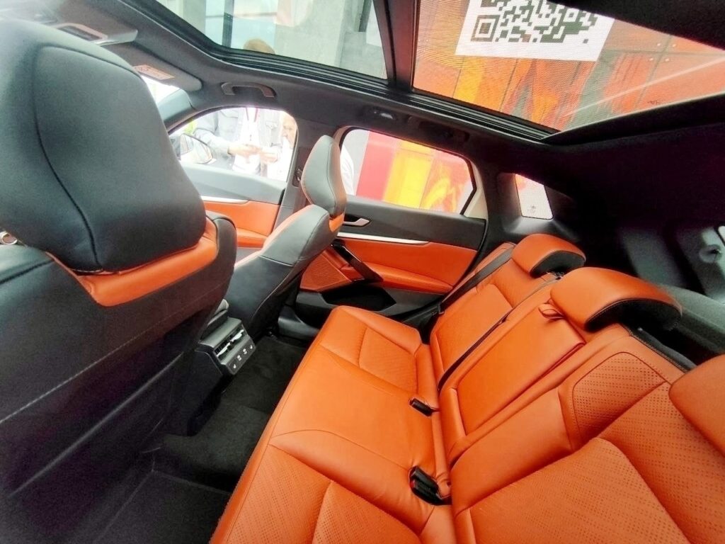 АВТОВАЗ внедряет лазерную сварку для нового кроссовера LADA Azimut