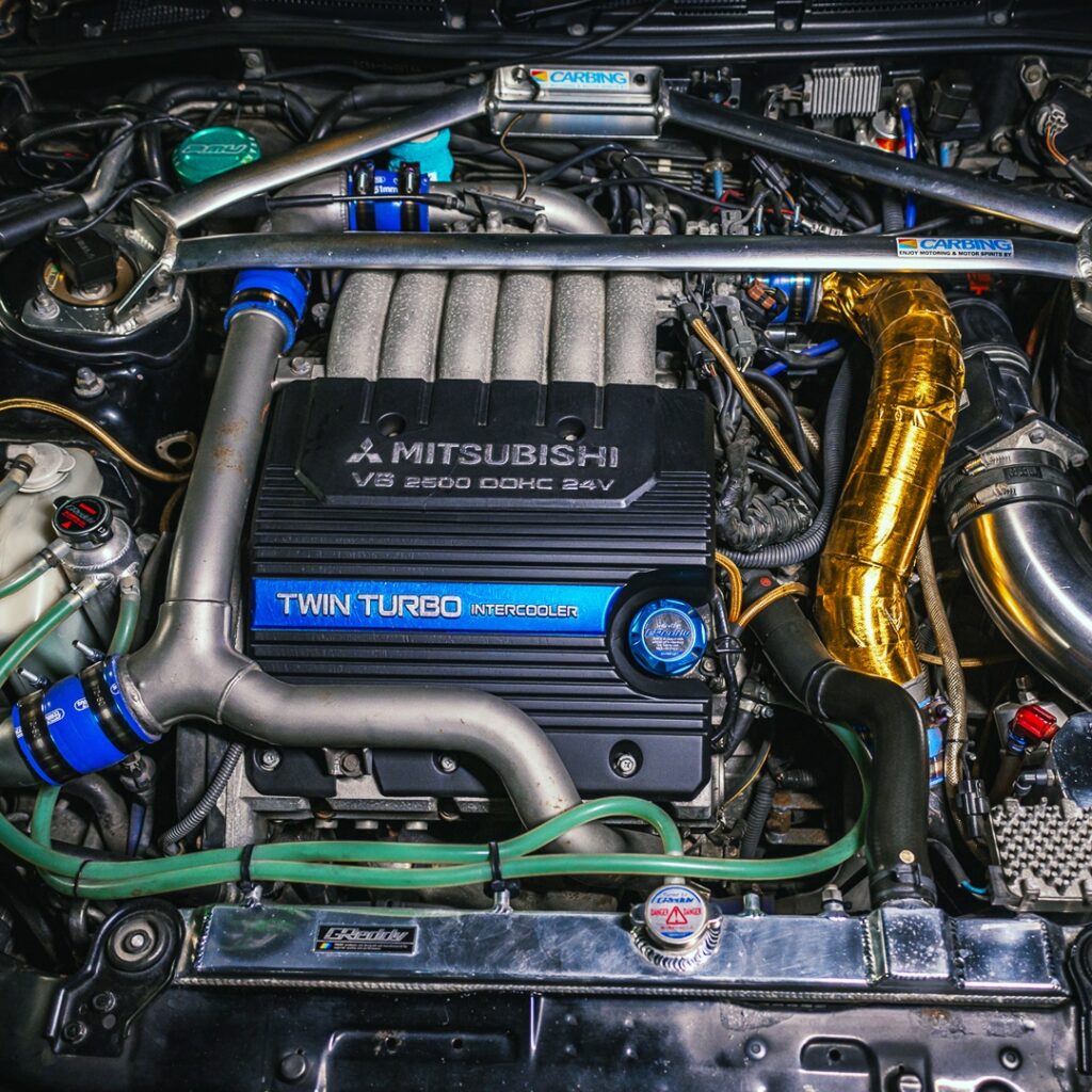 Аналитический обзор: тюнингованный Mitsubishi Galant VR-4 EC5A с японскими акцентами