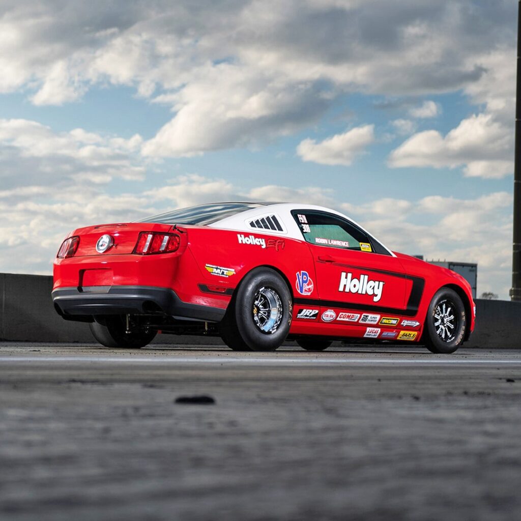 Ford Mustang Cobra Jet: легенда дрэг-рейсинга и его особенности