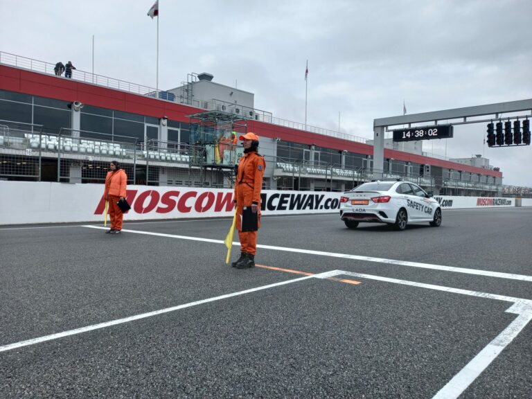 Итоги первой 12-часовой гонки на Moscow Raceway: ключевые факты и перспективы