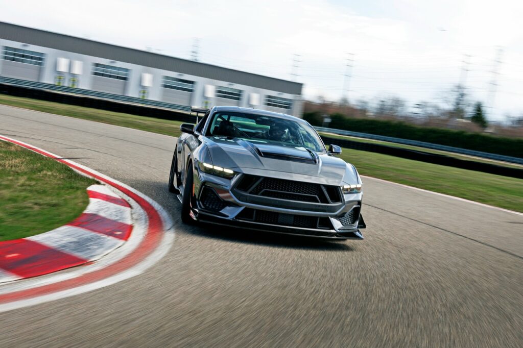 Shelby GT350/TA: трековый спорткар к 60-летию легенды Trans Am