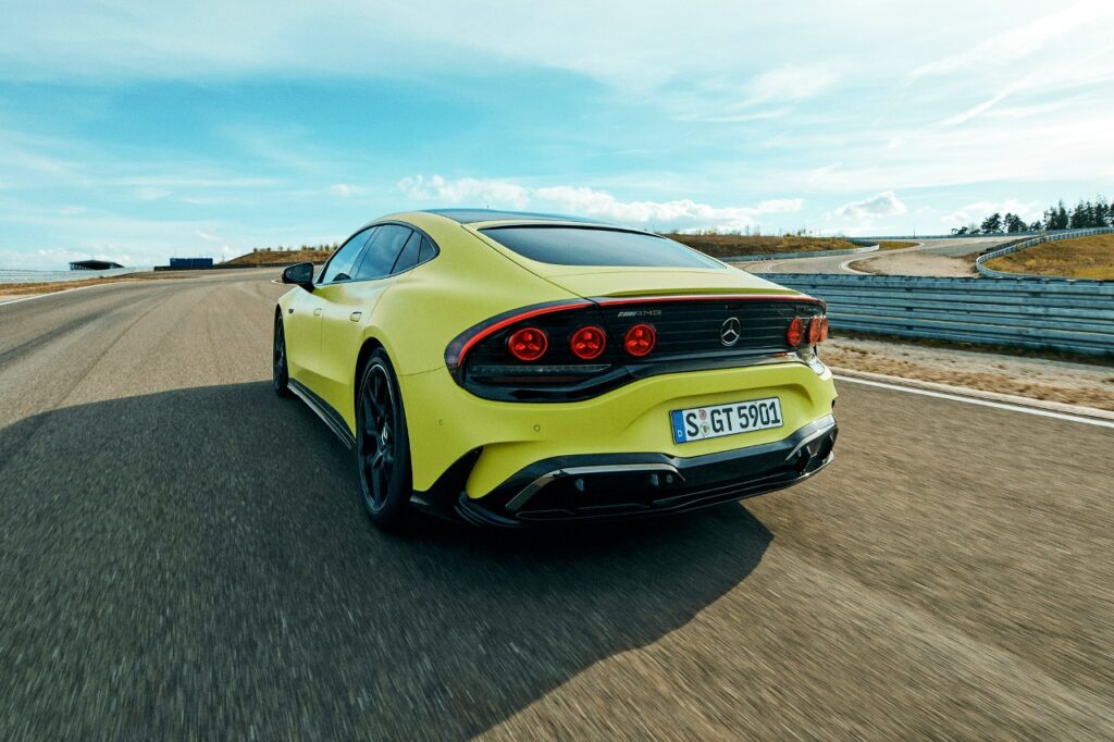 Mercedes-AMG GT 4-Door Coupe: новый флагман электромобилей с рекордной мощностью