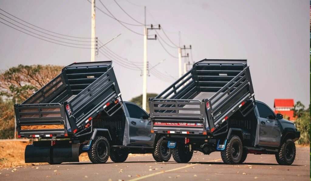 Toyota Hilux: трансформация в пятитонный самосвал с тайским акцентом