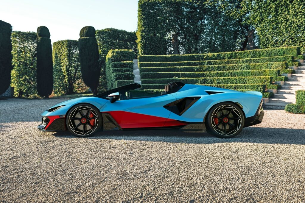 Lamborghini Fenomeno Roadster: новый флагман мощности и эксклюзивности