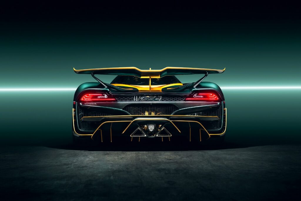 SSC Tuatara Aggressor: новый стандарт мощности среди гиперкаров